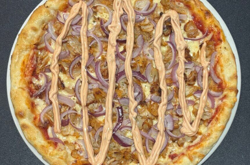 Kebab pizza